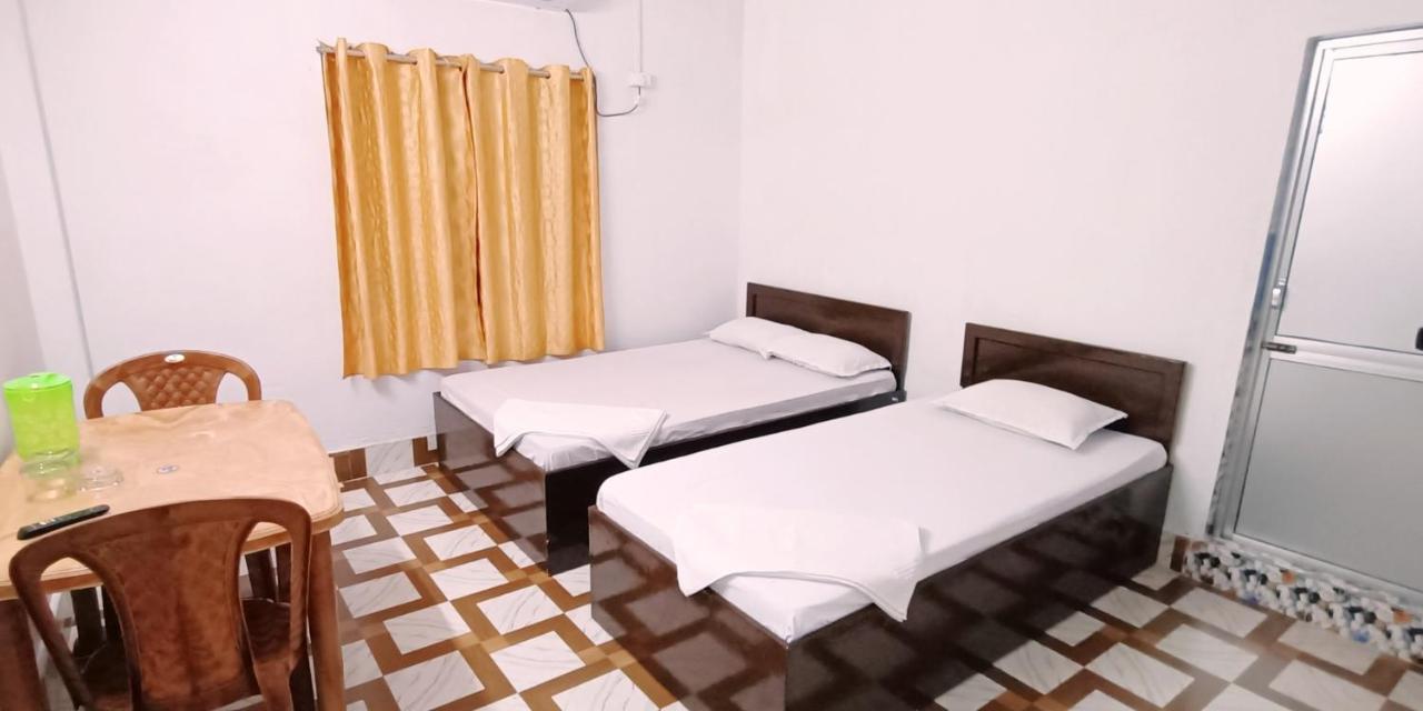 Bagdogra Home Stay - Near Airport Buitenkant foto